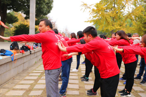 拓展什么時候進行合適？企業(yè)內(nèi)部溝通不容忽視？怎么避免拓展中的錯誤？
